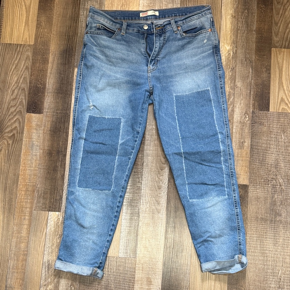 Signature by Levi Strauss Medium Blue Boyfriend Jeans